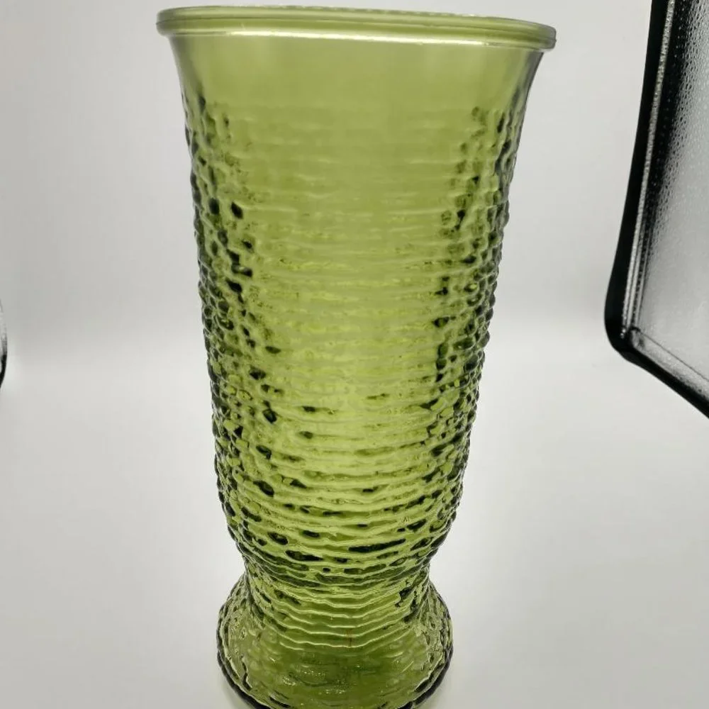 Vintage Napco Cleveland Co. Crinkle Textured Green Glass Vase
